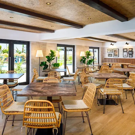 Ap & Nature - Adults Friendly 4*